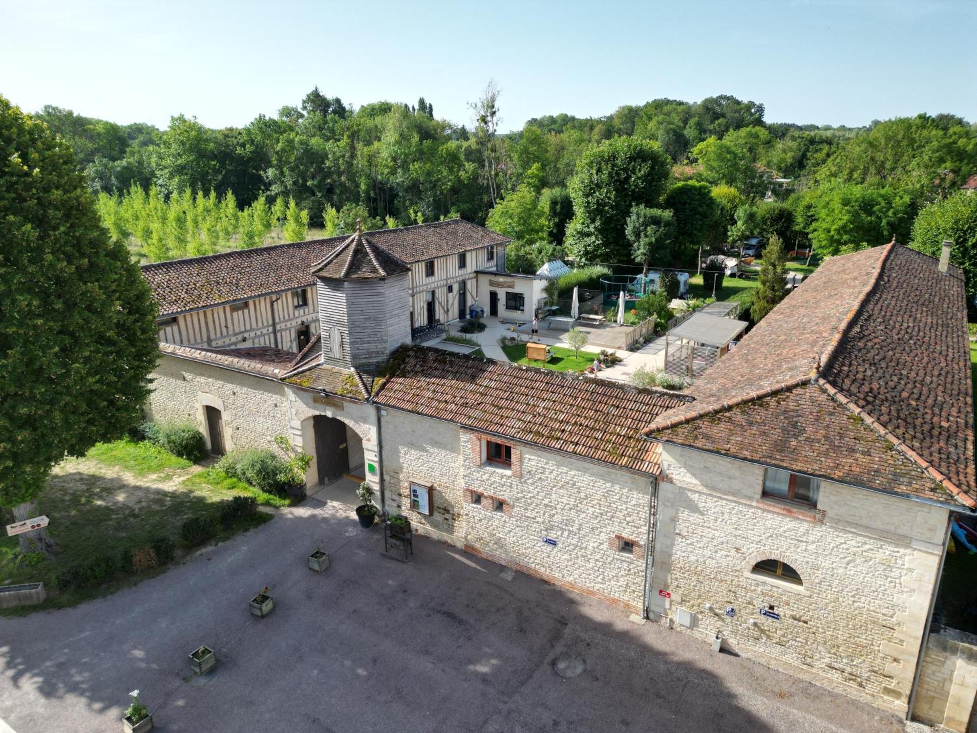 לינה וארוחת בוקר Dienville Domaine Le Colombier מראה חיצוני תמונה